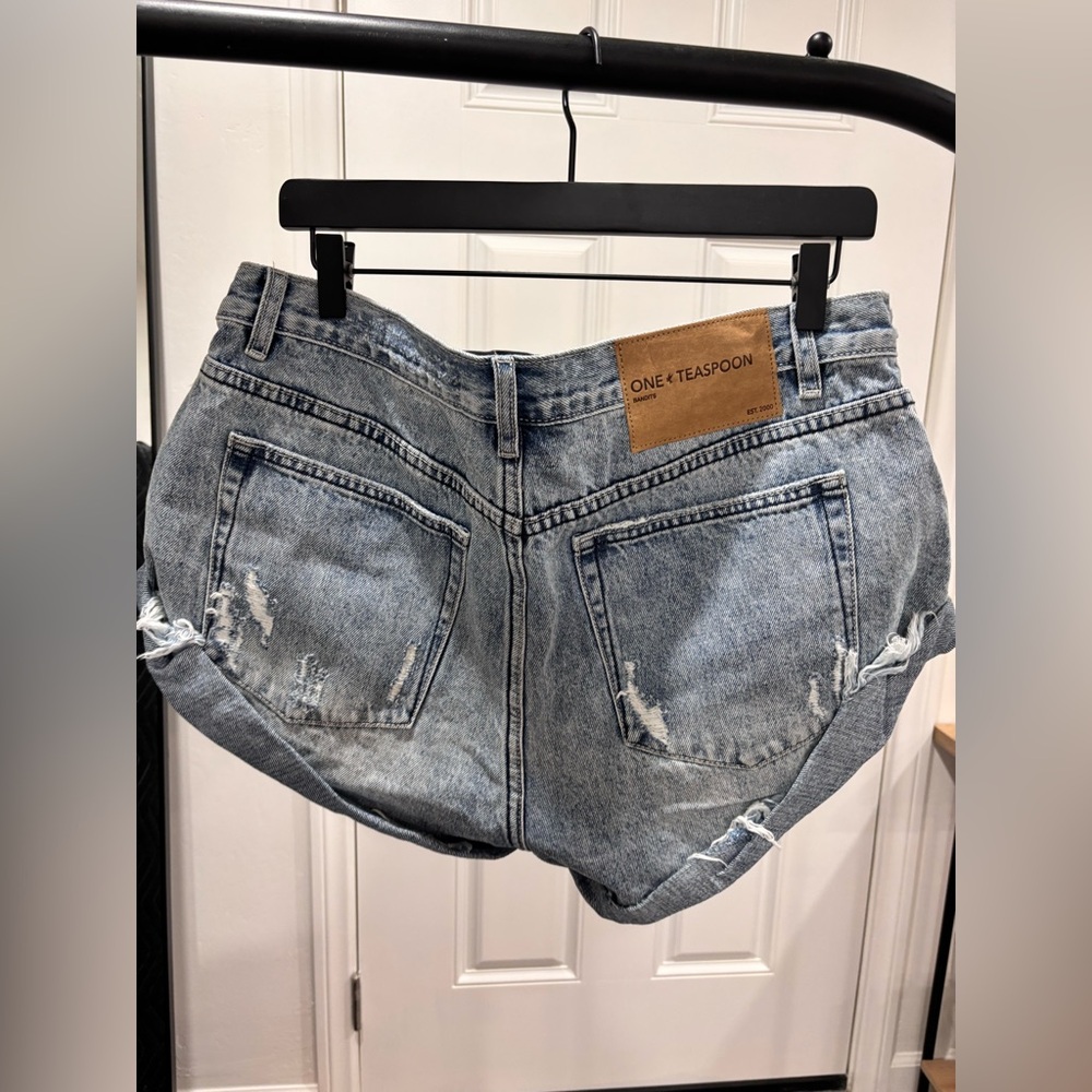 NWT One Teaspoon Bandits Low Rise Denim Shorts - Picture 4 of 6